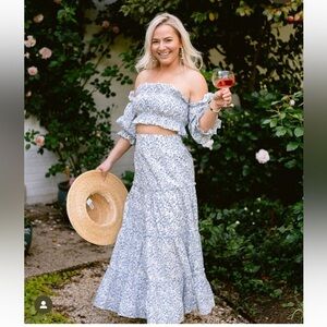 Jefferson Lane Blue Floral Off-Shoulder Top and Skirt Set Small